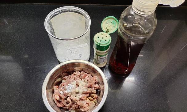 牛肉出装攻略大全（打造最强牛肉输出！）